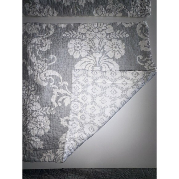 Laura Ashley Quilted King Pillow Shams Pair Gray White Floral Reversible - Picture 10 of 12
